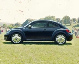 Volkswagen Beetle Fender Edition — вид сбоку