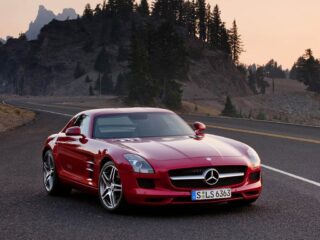 http://www.cardriver.ru/files/cars_catalogue/Mercedes_Benz/SLS_AMG/Mercedes-Benz_SLS_AMG_01.jpg