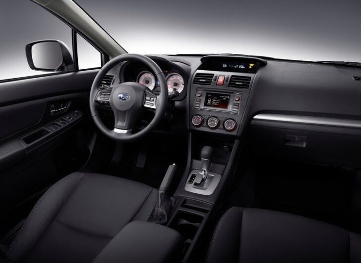 2012 Subaru Impreza — интерьер