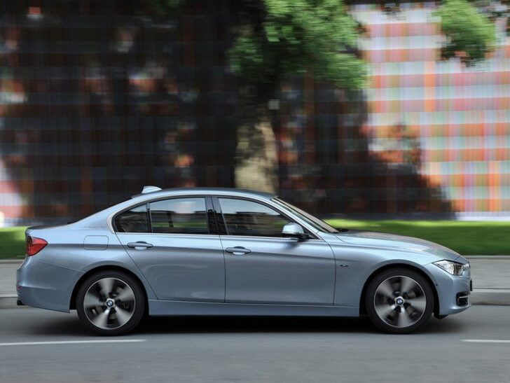BMW 3 ActiveHybrid — вид сбоку