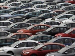 Импорт легковых авто из дальнего зарубежья в России снизился на 23,7%