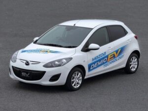 Компания Mazda разрабатывает электрокары без особого желания