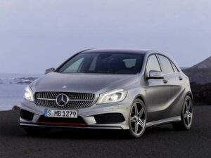 Новый Mercedes-Benz A-class бросает вызов конкурентам