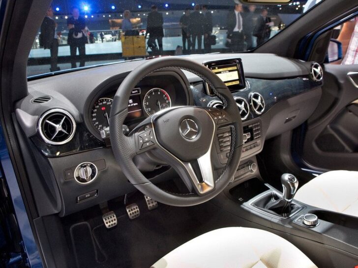 Mercedes-Benz В-Class — интерьер