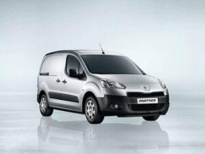Фургон Peugeot Partner теперь доступен с новым дизелем HDi FAP