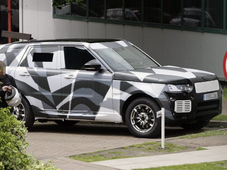 Будущий Range Rover компании Land Rover теряет камуфляж