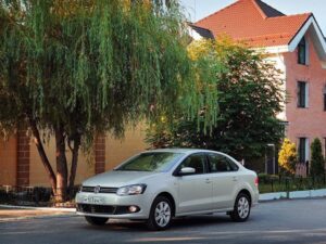 Для седана Volkswagen Polo расширяется список опций