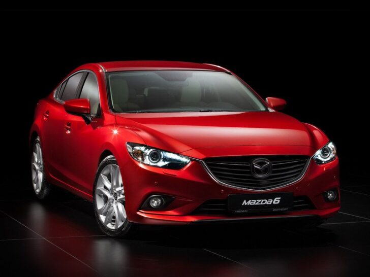 Названы российские цены для седана Mazda6 нового поколения