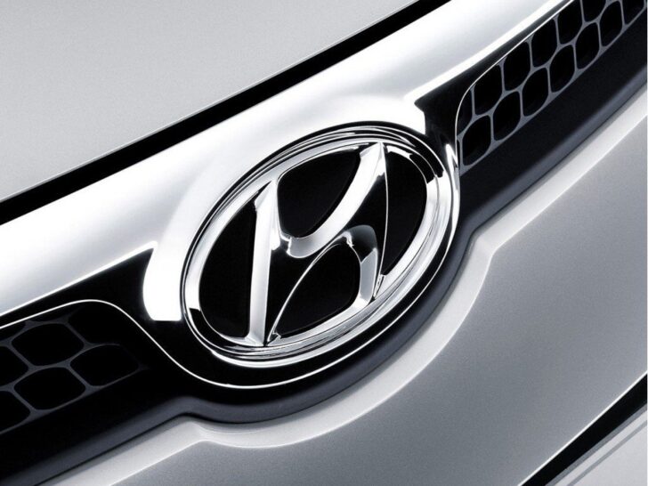 Hyundai составит конкуренцию «трешке» BMW новым компактным седаном