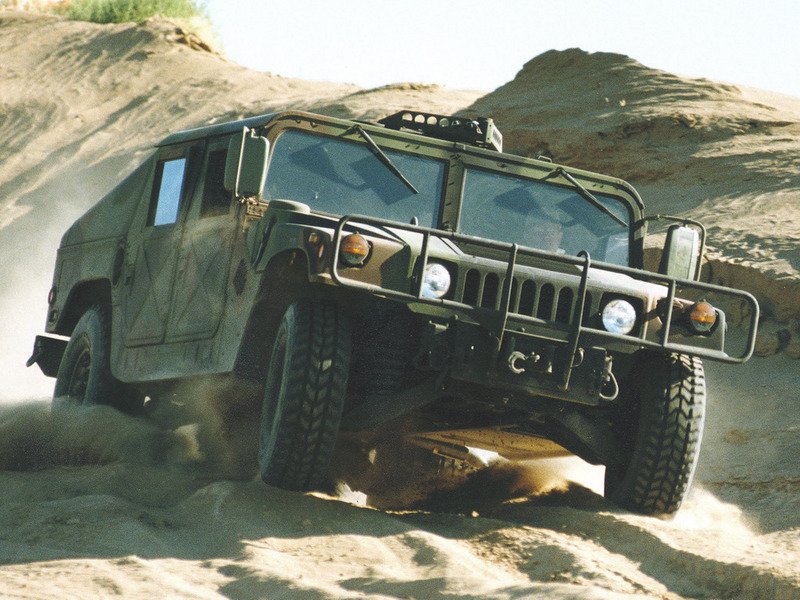 Hummer h1 в грязи