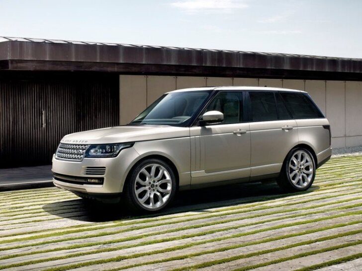 2013 Land Rover Range Rover — вид сбоку