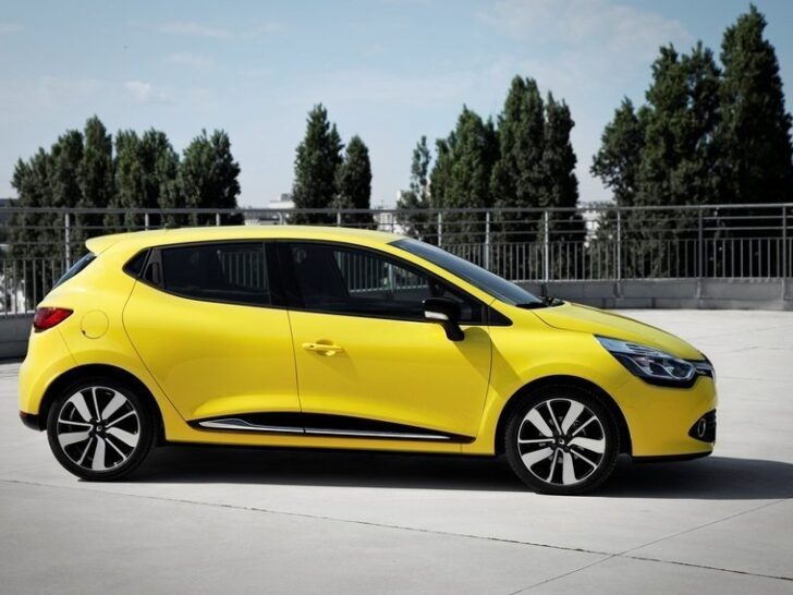 2013 Renault Clio — вид сбоку