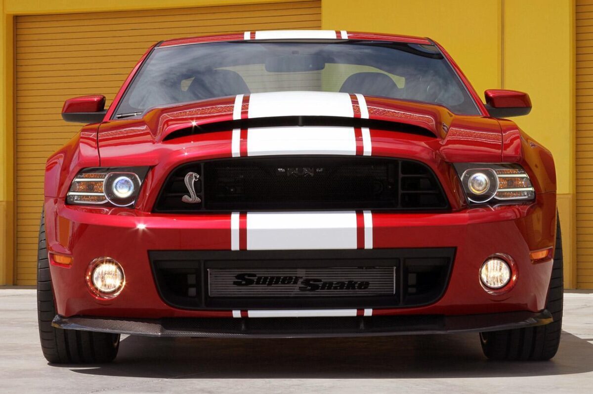 Форд Мустанг Шелби gt 500 super Snake