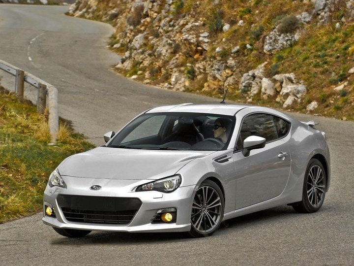 Subaru brz с японии