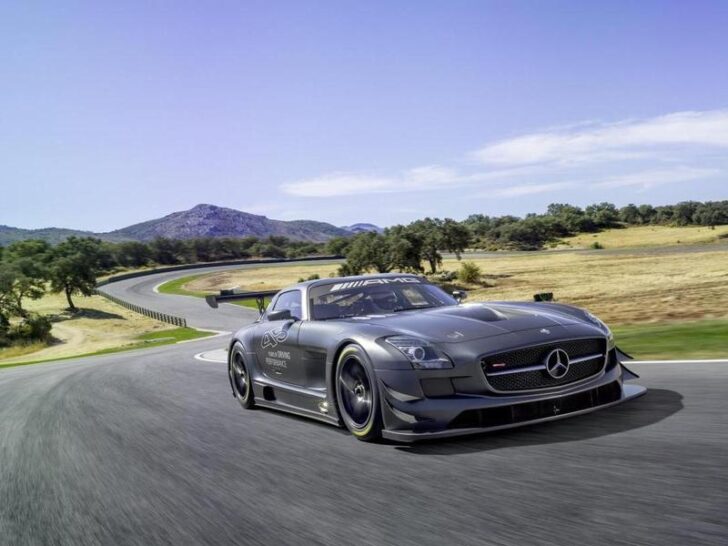 Компания AMG выпускает Mercedes-Benz SLS AMG GT3 в особом исполнении
