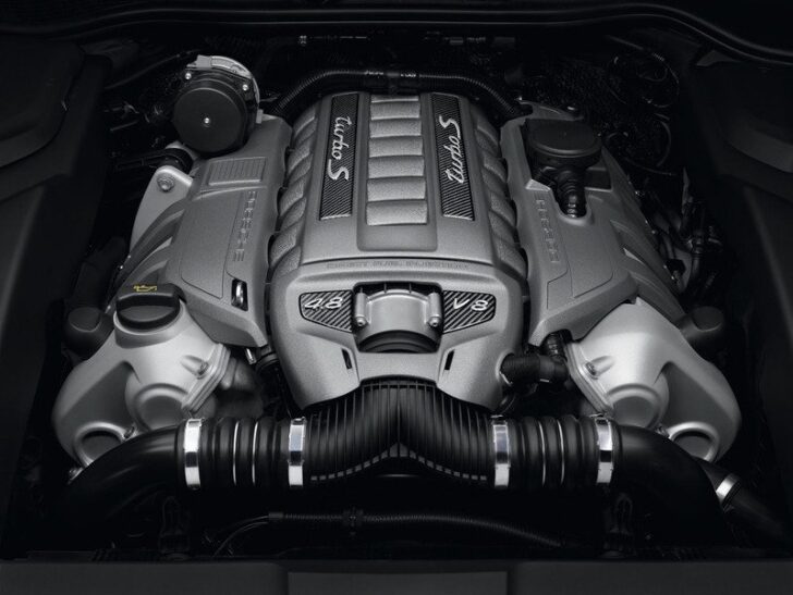 Porsche Cayenne Turbo S — двигатель