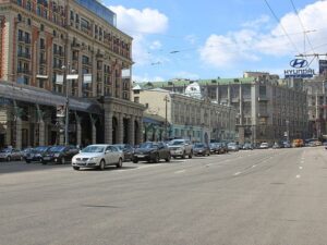 В Москве намерены ввести запрет на парковку в центральной части города