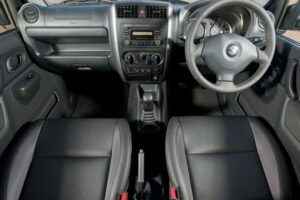 2013 Suzuki Jimny — интерьер