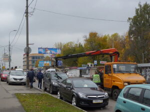Эвакуаторы помогают бороться автозаторами в Пятигорске