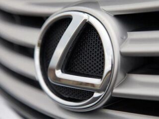Логотип марки Lexus