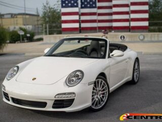 Porsche Centro 911