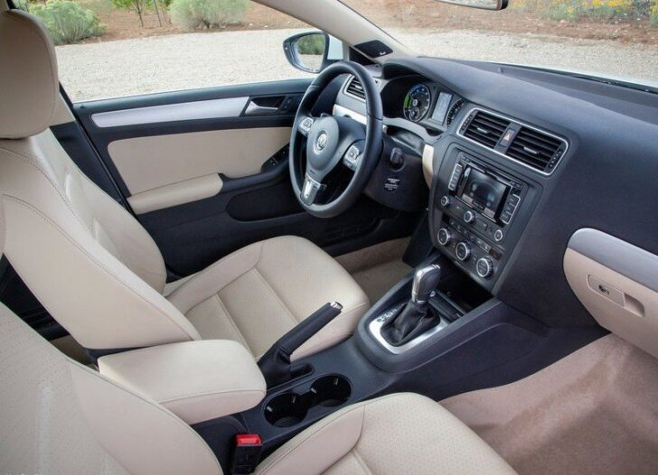 2013 Volkswagen Jetta Hybrid — интерьер