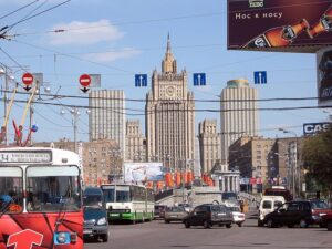 Московские власти подсчитали доход за первый месяц работы платных парковок