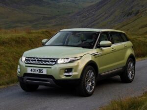 Кроссовер Land Rover Range Rover Evoque получит удлиненную модификацию