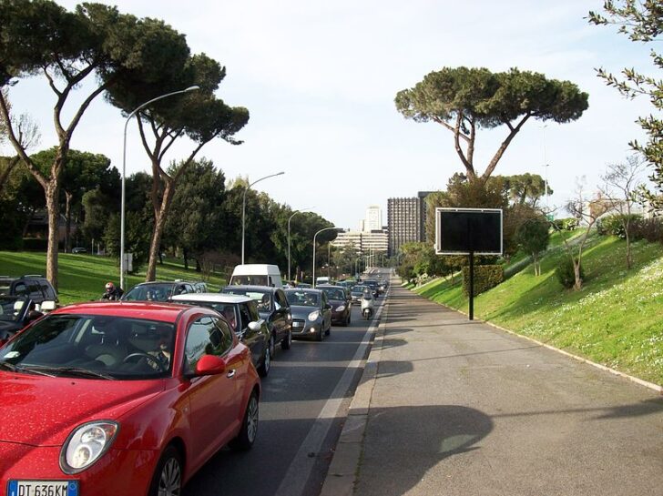 Такси в Риме предлагают своим пассажирам во время пути интернет-серфинг