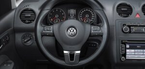 Volkswagen Caddy Editin30 — рулевое колесо