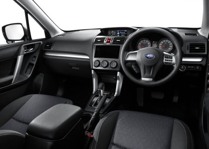 2014 Subaru Forester — интерьер