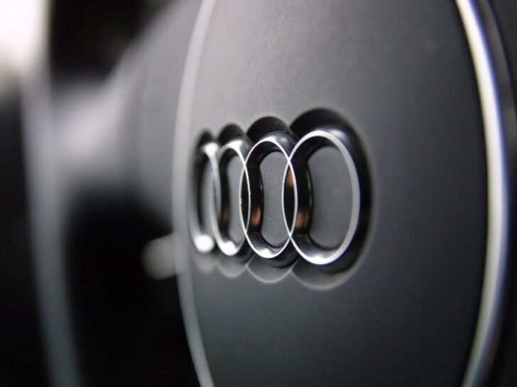 Компания Audi не жалеет денег на инновации и развитие производства