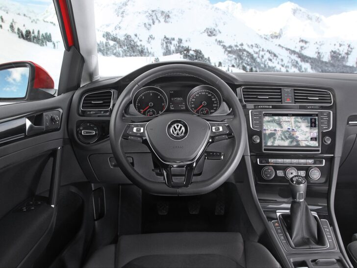Volkswagen Golf 4Motion — интерьер
