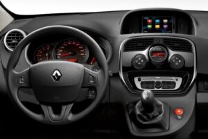 2013 Renault Kangoo — приборная панель