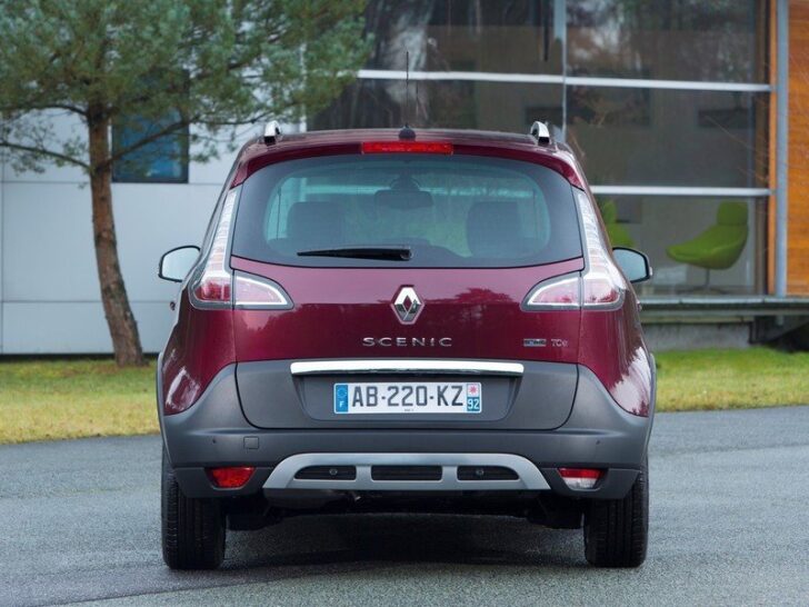 Renault Scenic XMOD — вид сзади
