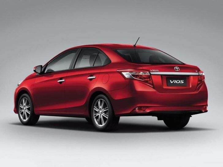 2013 Toyota Vios — вид сзади