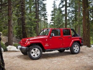 Компания Chrysler планирует создать пикап на базе внедорожника Jeep Wrangler