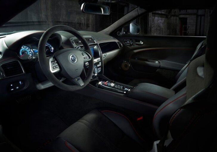 2014 Jaguar XKR-S GT — интерьер