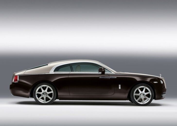 2014 Rolls-Royce Wraith — вид сбоку