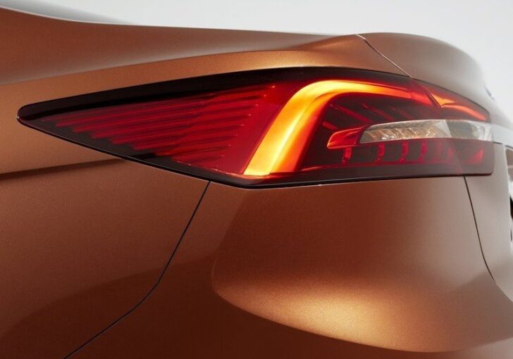 Ford Escort Concept — задний фонарь