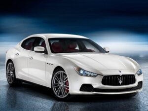 Maserati Ghibli — спортивный седан представительского класса