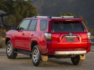 2014 Toyota 4Runner — вид сзади