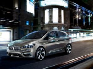 BMW готовит к серийному производству семиместный компактвэн