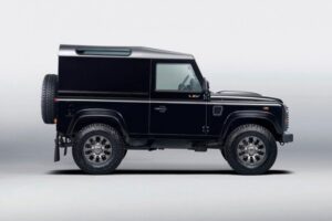Land Rover Defender LXV Special Edition — вид сбоку
