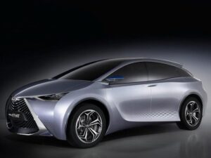 Компания Toyota представила концептуальный компактвэн с оригинальной компоновкой салона