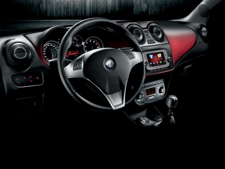 Alfa Romeo MiTo — интерьер