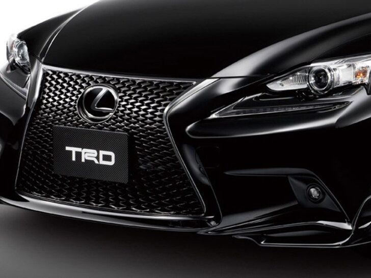 Lexus IS TRD — радиаторная решетка