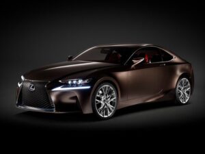 Компания Lexus намерена спроектировать купе на базе седана IS