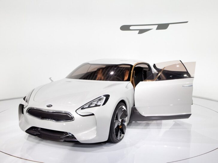 Kia может выпустить к 2016 году новый спортивный седан GT