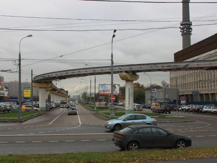 На некоторых московских дорогах пешеходные переходы «приподнимутся»